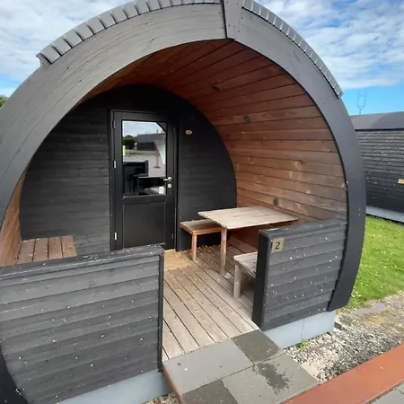 1 Bedroom Cozy In